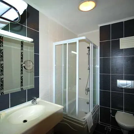 Hotel Palace Cesme
